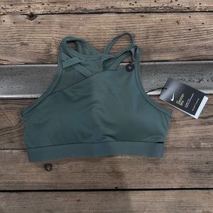 Nike Swoosh Sports Bra
